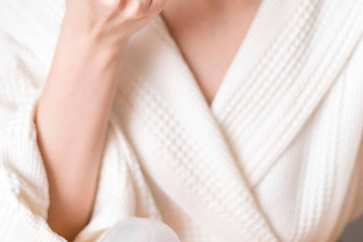 Les atouts de l'eau micellaire pour le démaquillage